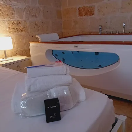 La In Centro, With Spa דירה בארי